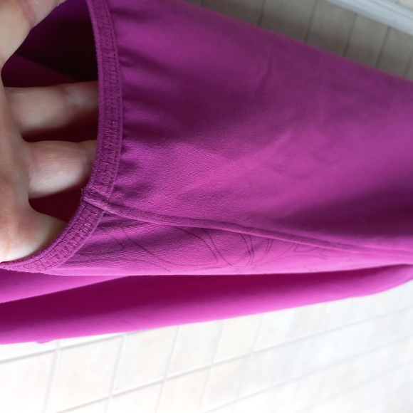 Athlete Works Purple tank - Picture 3 of 5